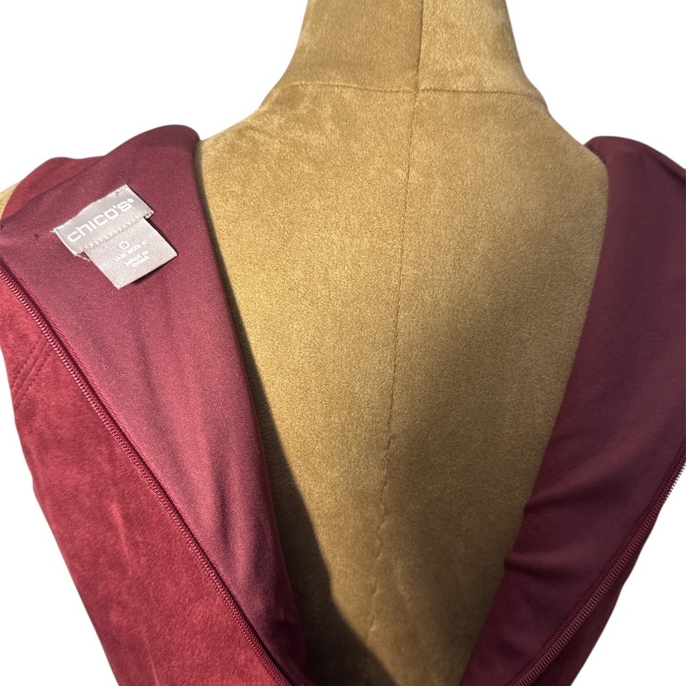 Chico's faux suede sleeveless sheath dress, deep garnet Red, Sz 0 Or S /4 - Picture 6 of 10